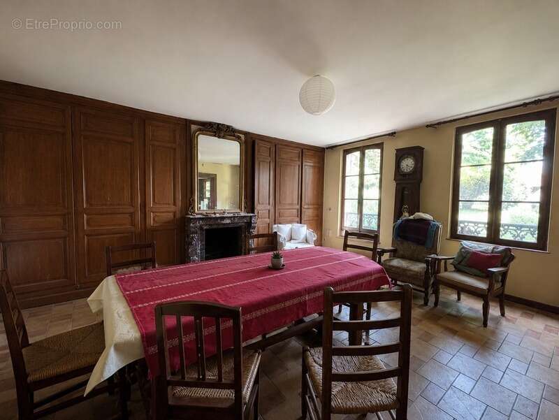 Un lieu de vie unique avec trois maisons aux possibilités infinies ! - photo 13