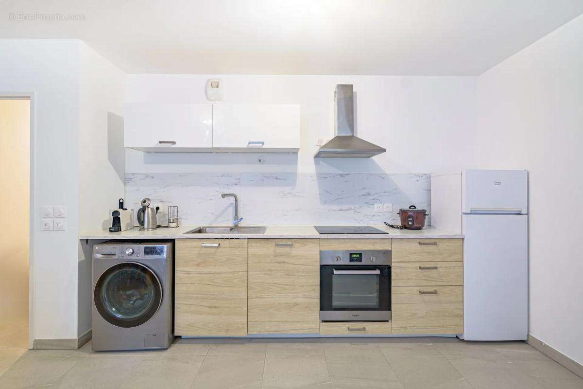 Appartement à MARSEILLE-9E