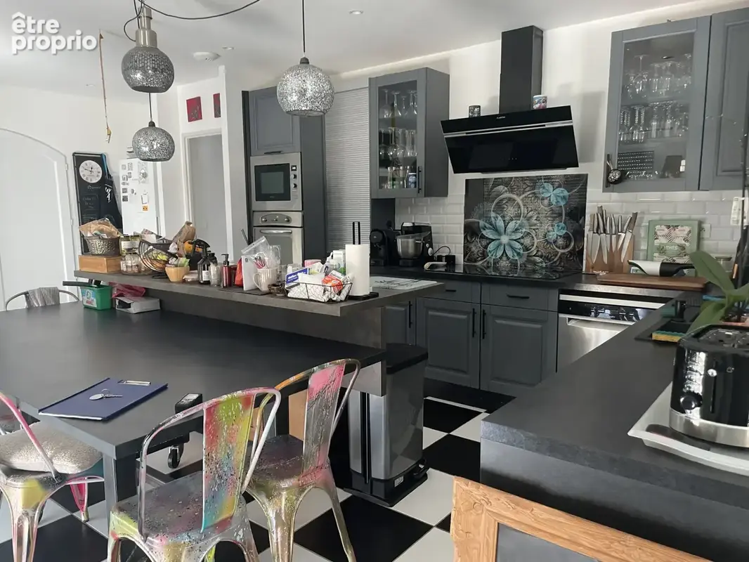 Saint sulpice de cognac maison de plain pied renovee 5 chambres jardin de 950 m2 environ - photo 4