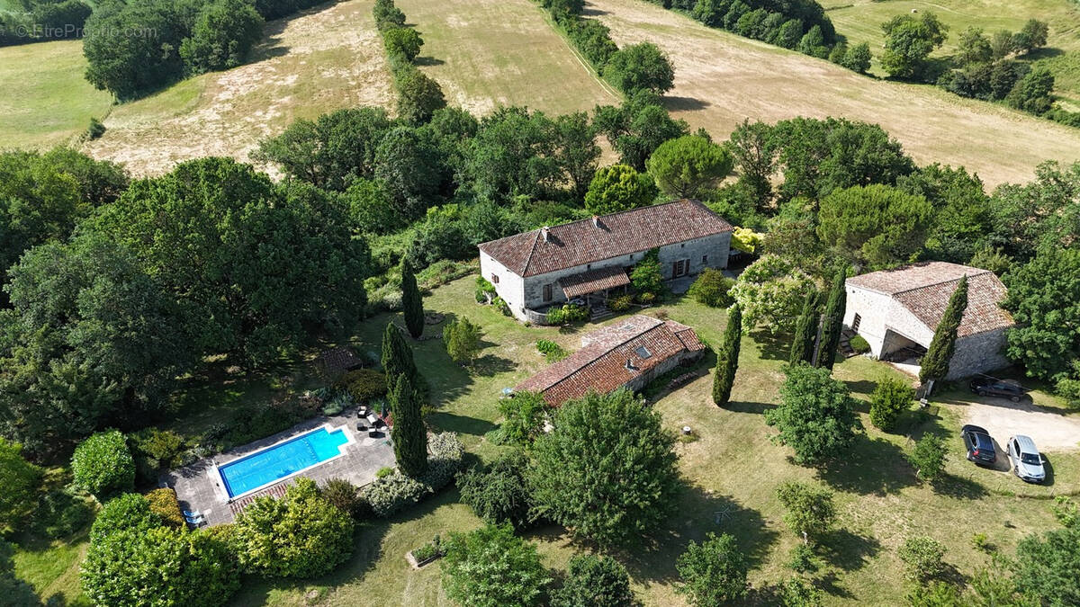 Maison à CASTELLA