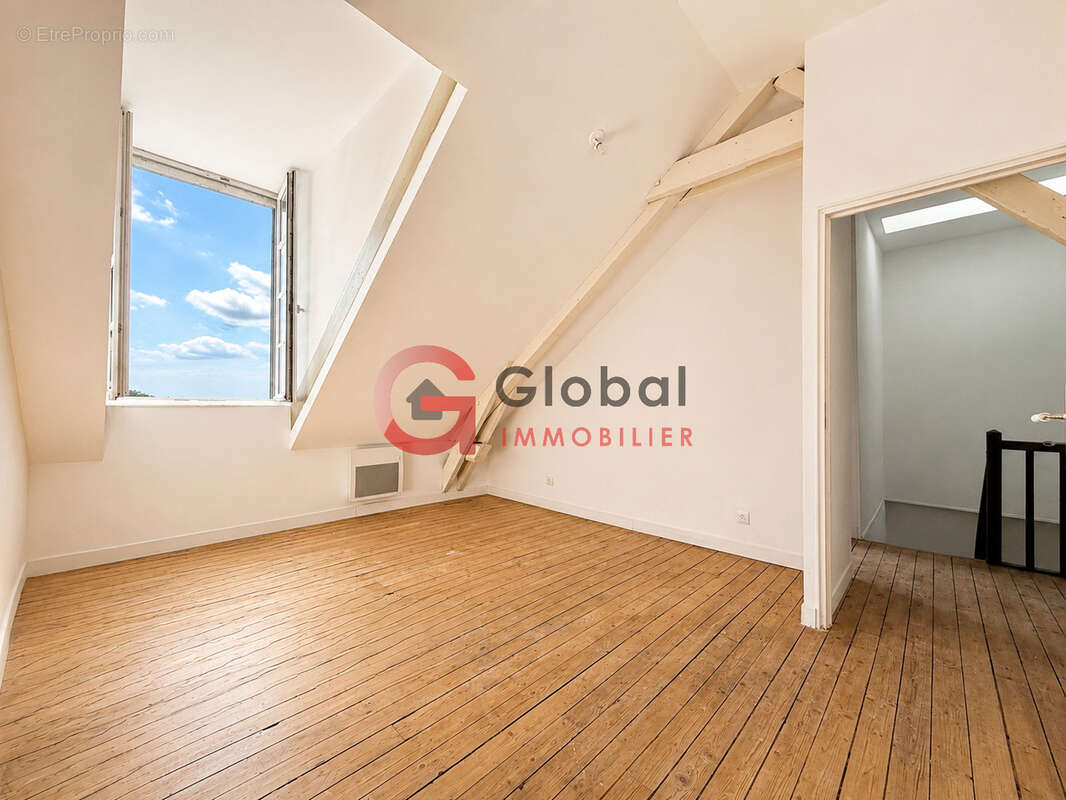 Appartement à FONTENAY-LE-COMTE