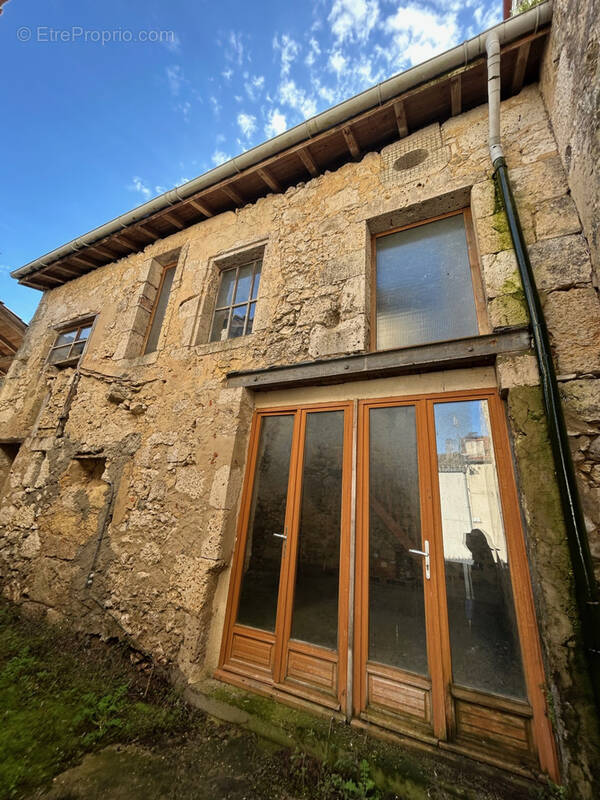 Maison à LAVARDAC