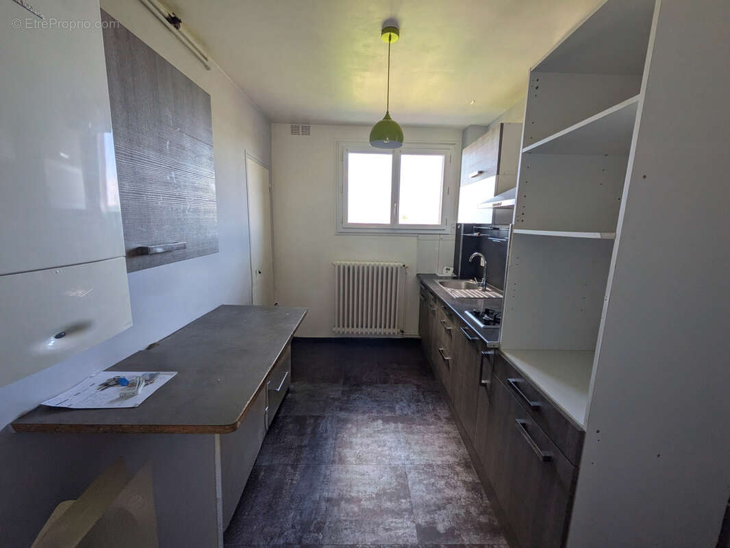 Appartement à PARON