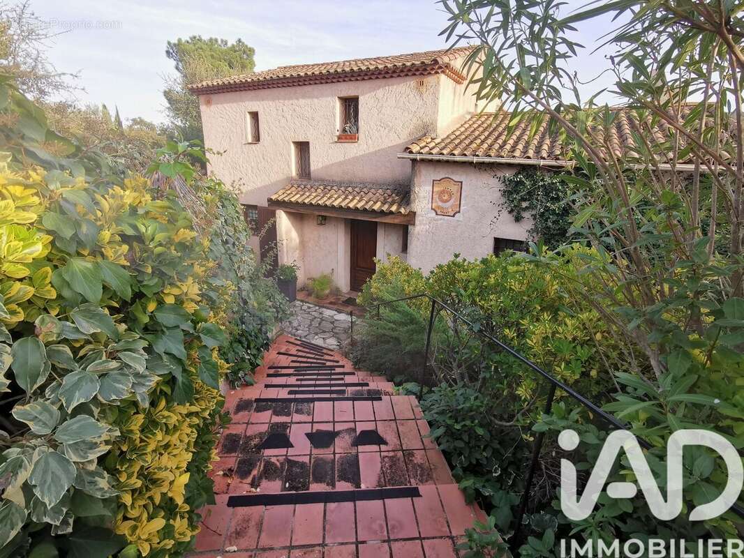 Photo 6 - Maison à GASSIN