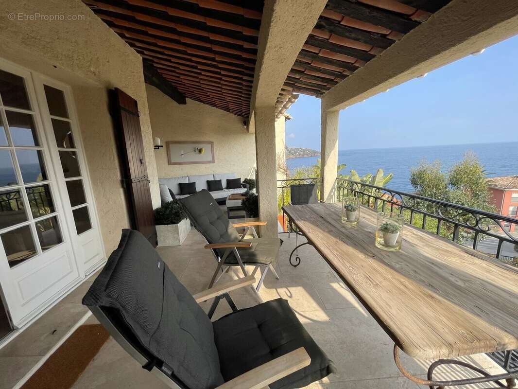 Appartement à THEOULE-SUR-MER