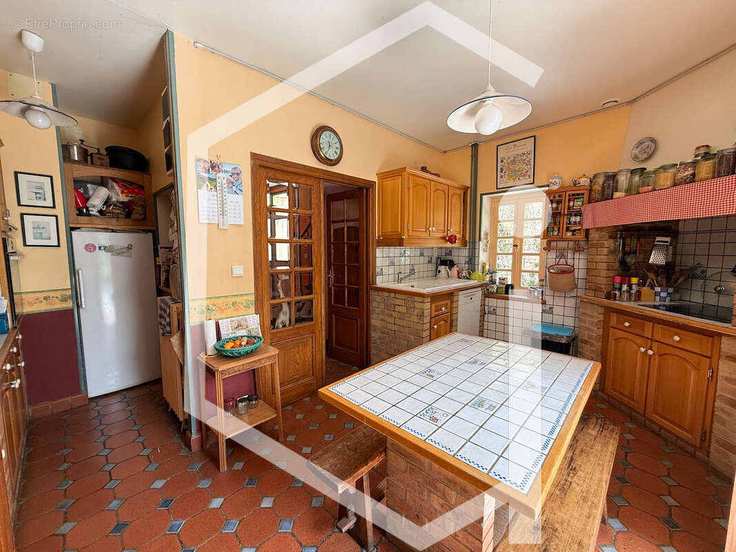 Maison à COSNE-COURS-SUR-LOIRE
