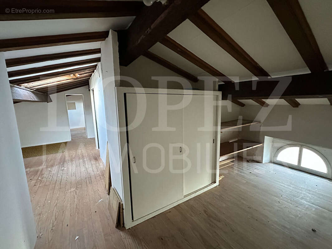 Maison à AIGUEFONDE