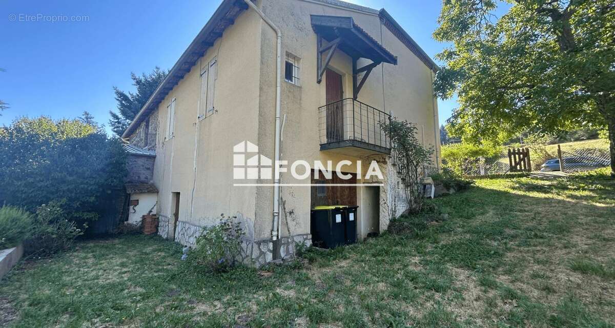 Maison en pierre – 99 m² – 3 chambres – Saint-Alban-les-Eaux - photo 2