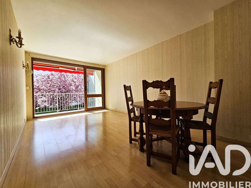 Photo 2 - Appartement à CHILLY-MAZARIN