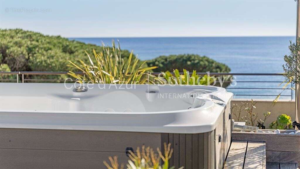 Appartement à LES ISSAMBRES