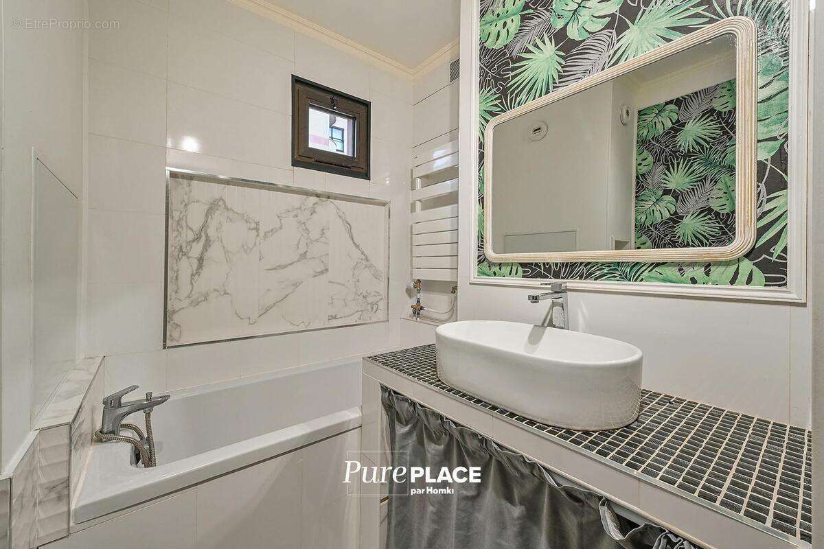 Appartement à LEVALLOIS-PERRET