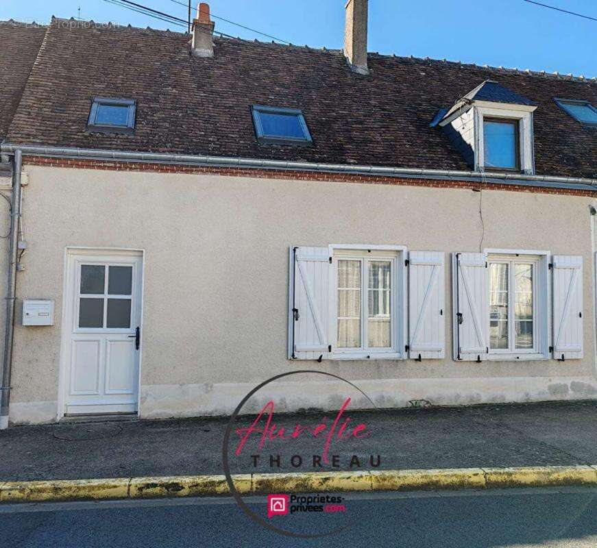 Maison à NEUVILLE-AUX-BOIS