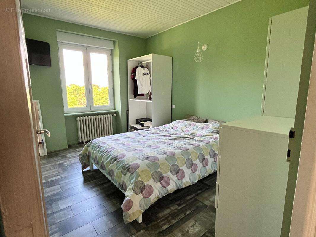 Maison  en pierres  5 pièce(s) 105 m2 22250 sevignac - photo 4