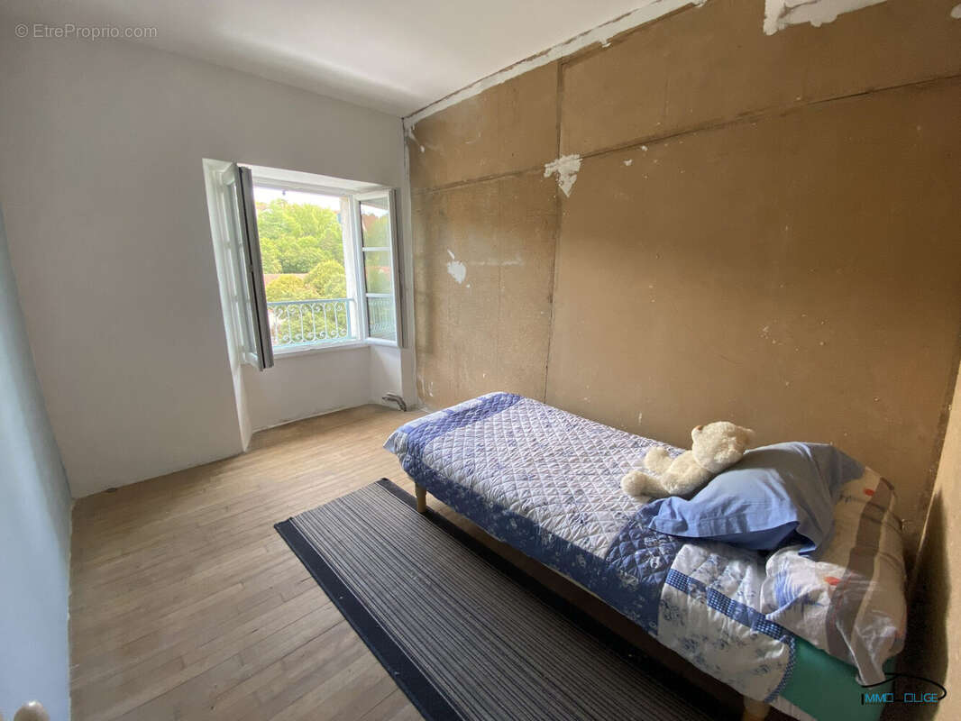 Maison à VILLEFRANCHE-DE-ROUERGUE