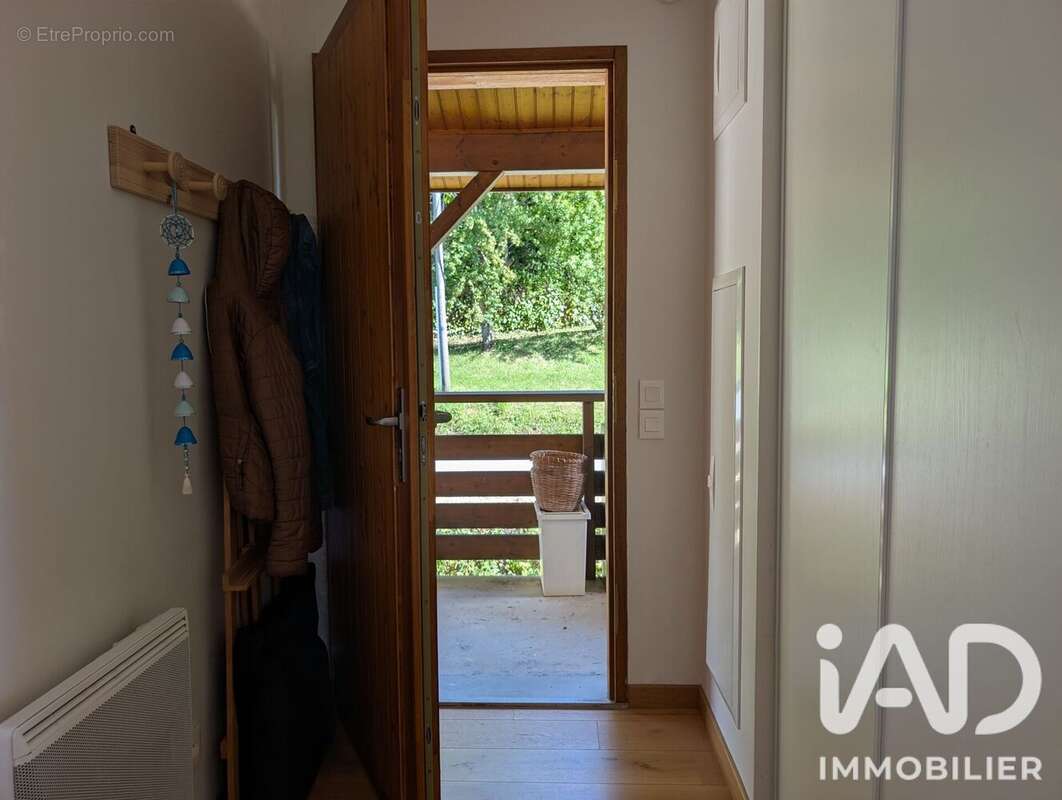 Appartement 62 m² à Venon  - photo 9
