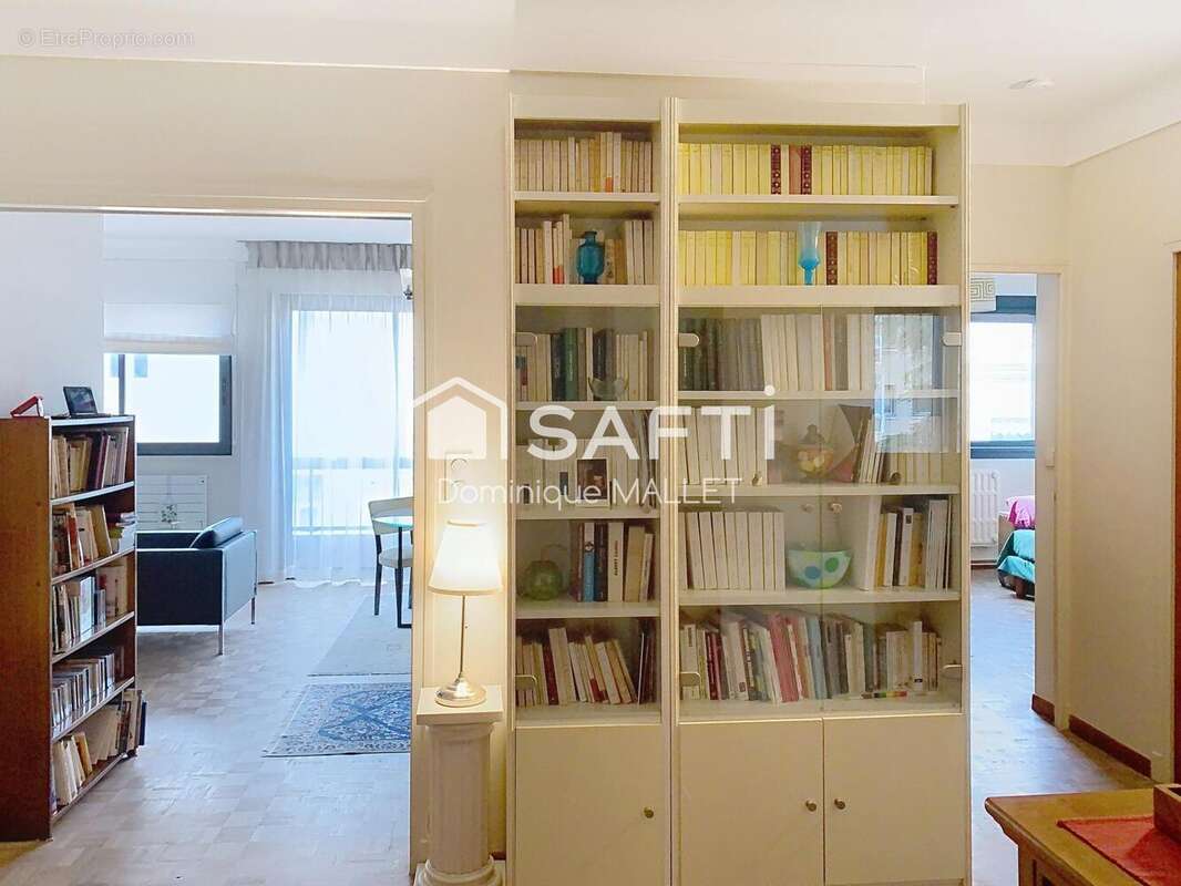 Photo 3 - Appartement à NIMES