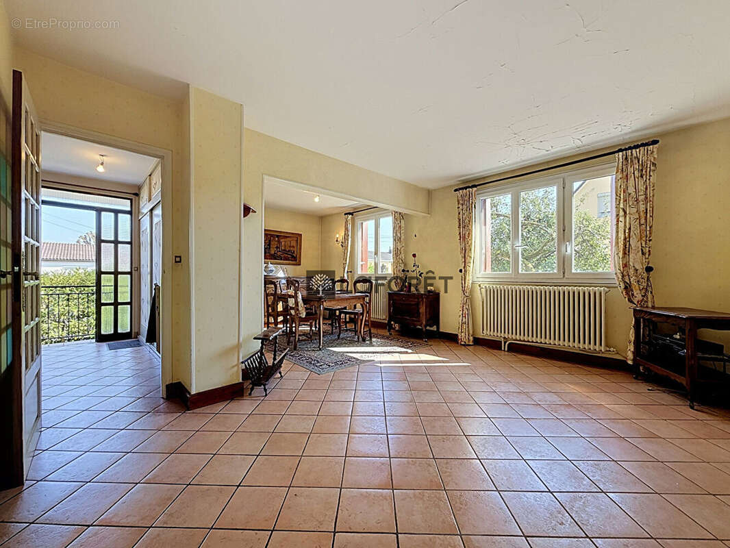 Maison Saint Etienne Du Rouvray 4 pièce(s) 82 m2 - photo 6