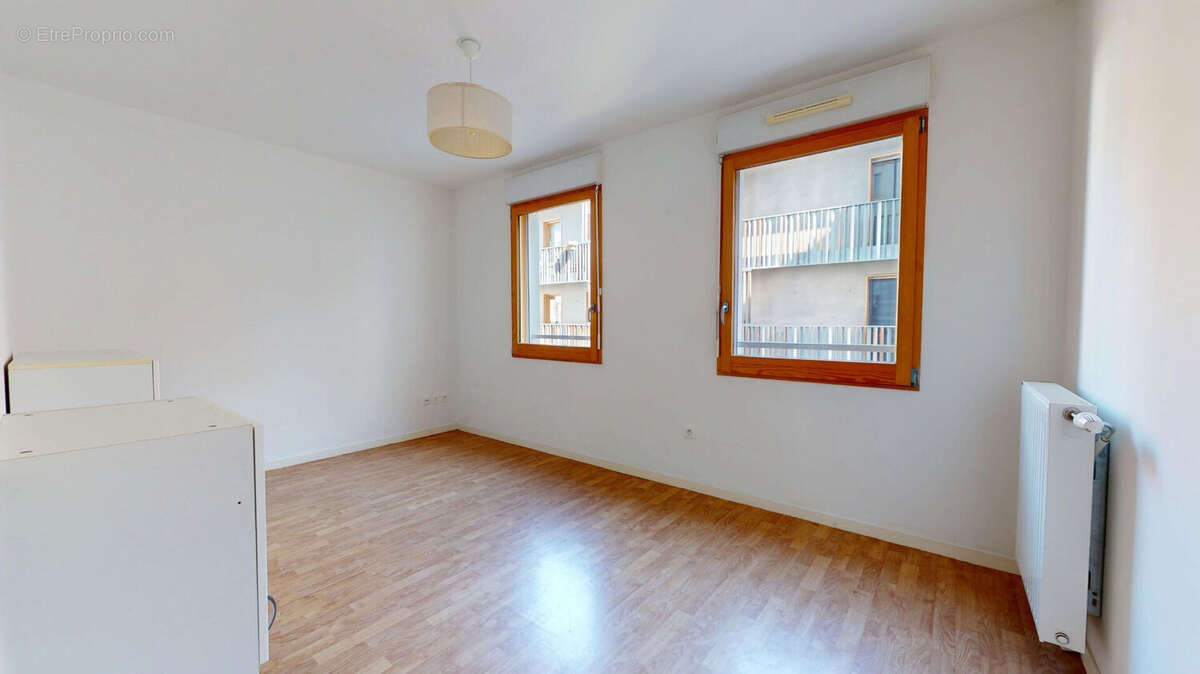 Appartement à L'ILE-SAINT-DENIS