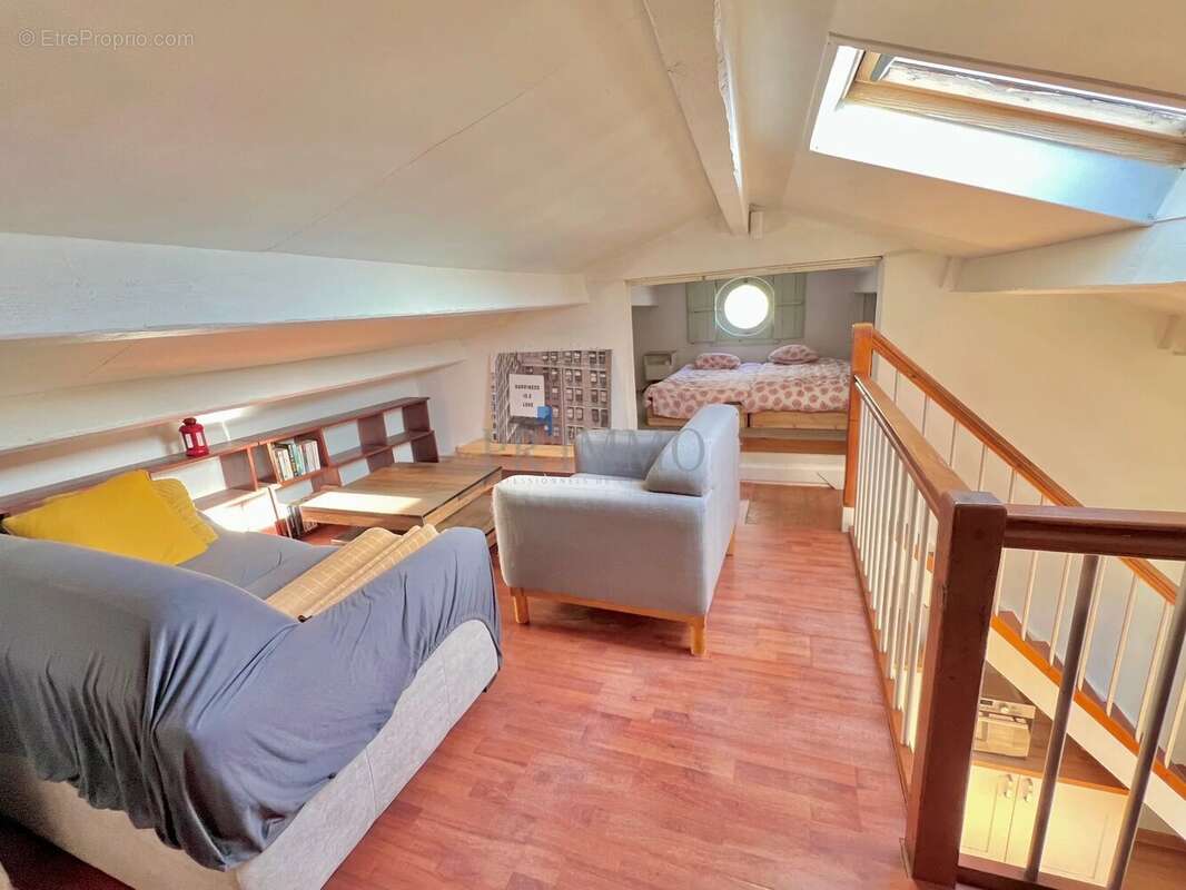 Appartement à FREJUS