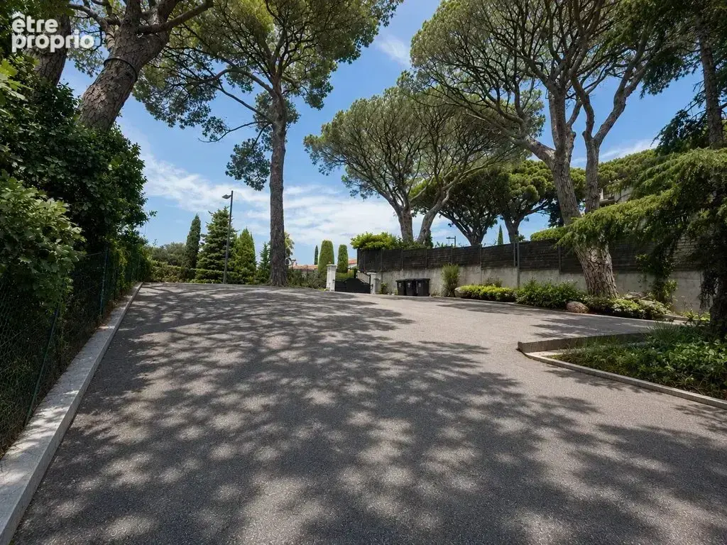 Cannes – Croix des Gardes 4 piéces Vue mer 2 parkings - photo 19
