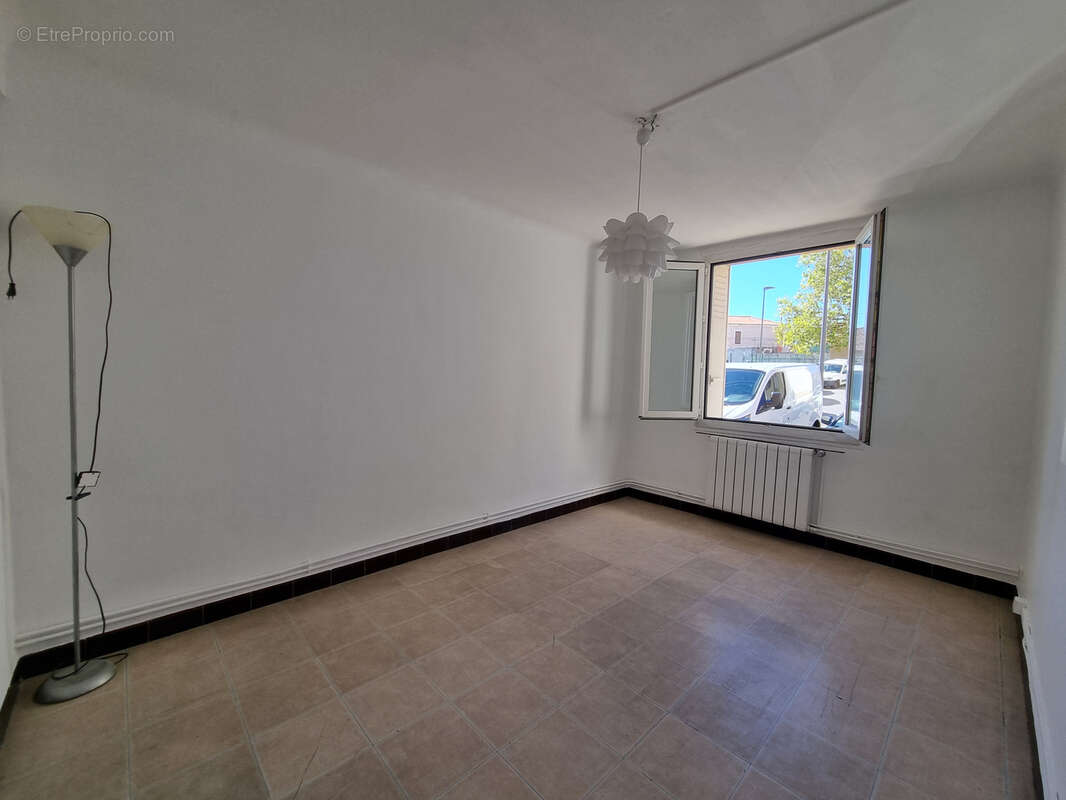 Appartement à MARSEILLE-15E