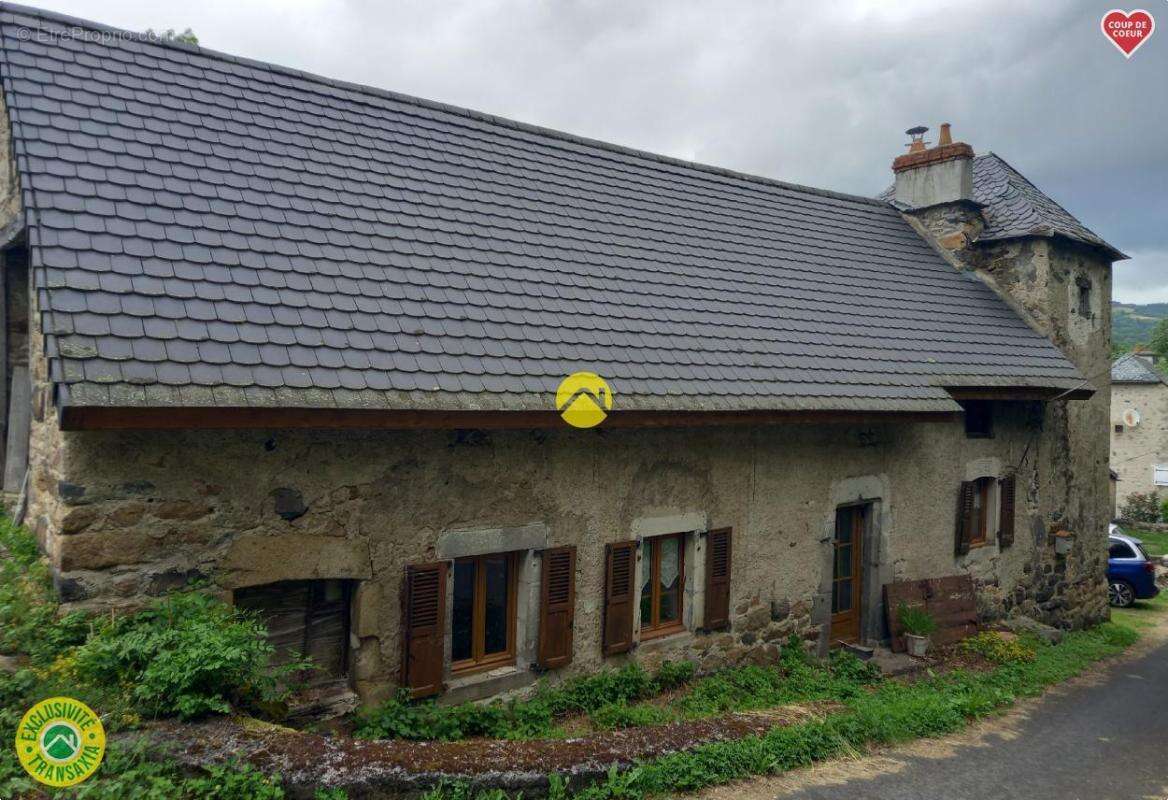 Maison 87 m² à Joursac  - photo 3