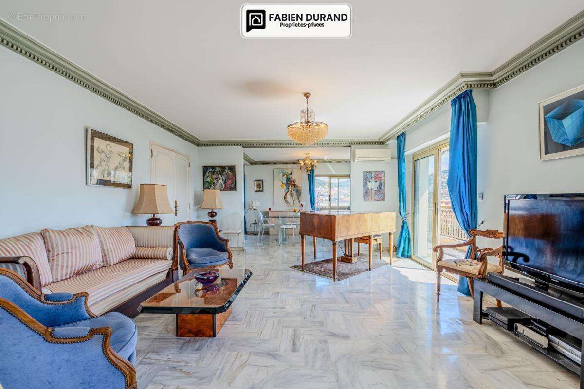 Superbe 4 pièces dernier étage vue panoramique sur tout Cannes avec garage - photo 16