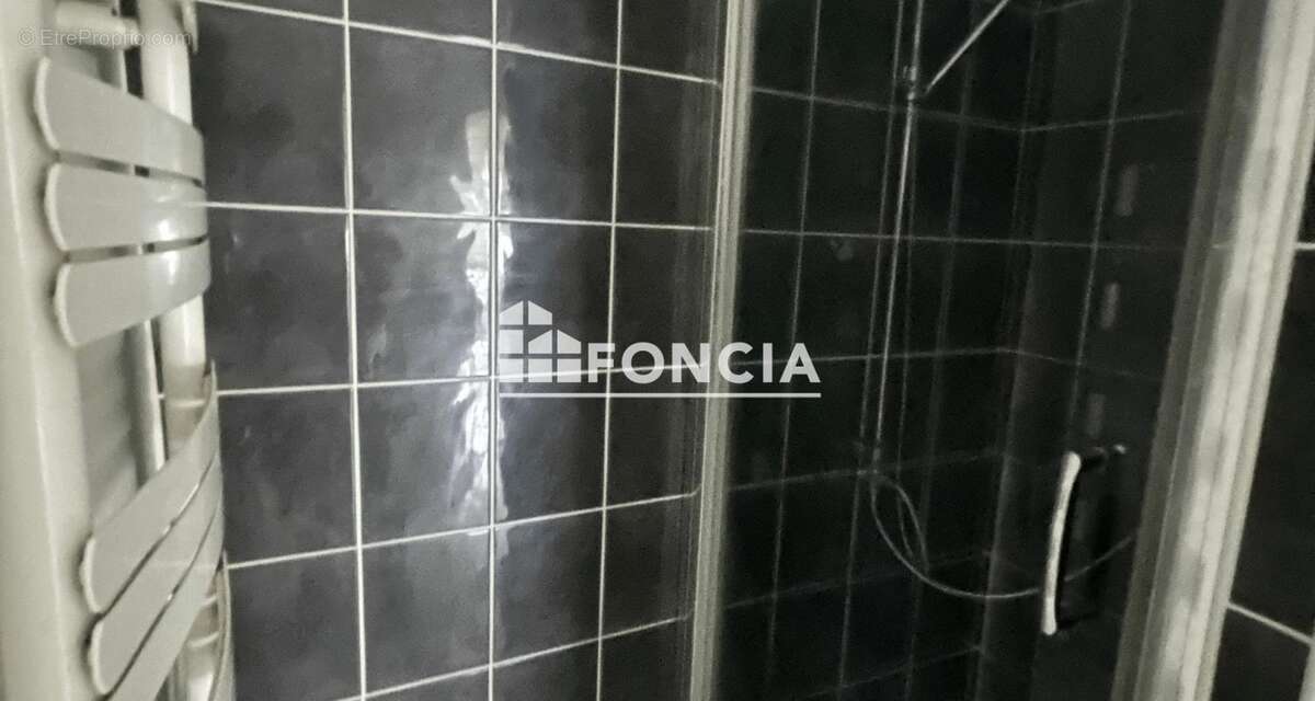 Appartement à LYON-8E