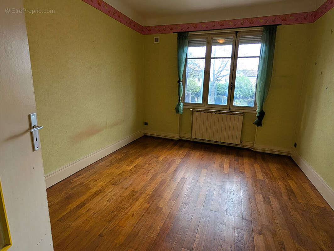 Maison à LYON-8E