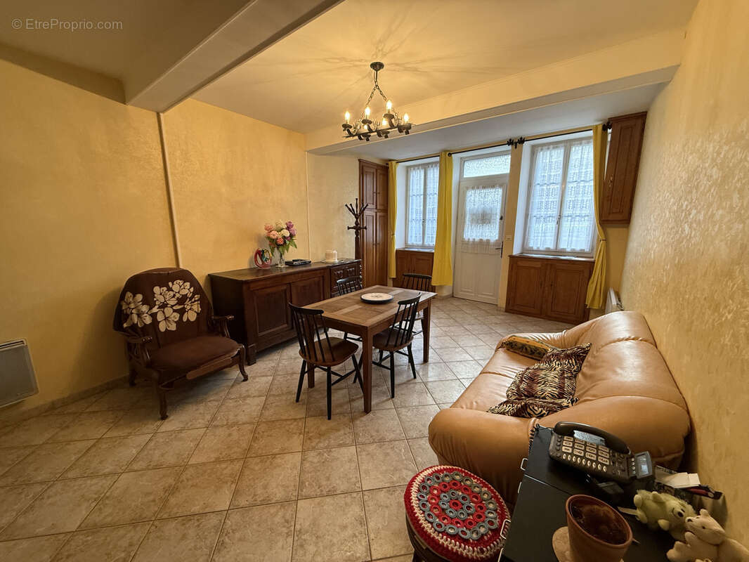 Maison à SAINT-PERE