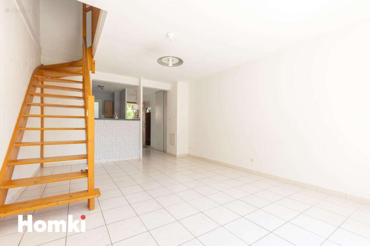 Appartement à PLAISANCE-DU-TOUCH
