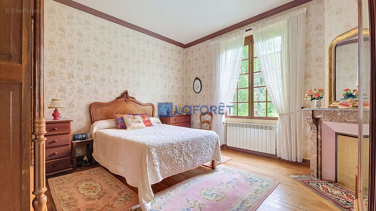 Maison de caractère 5 pièces 131,6 m² QUIERZY (02300) - photo 4