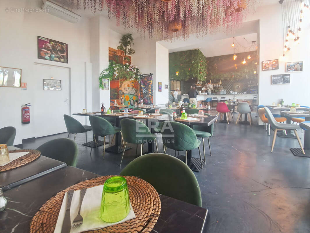 Autre à MARSEILLE-2E