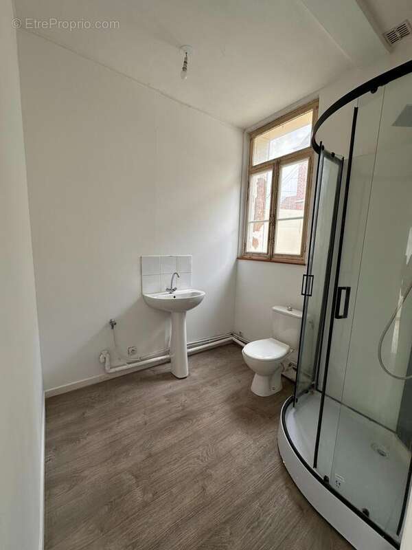 Appartement 108 m² à Saint-Quentin  - photo 3