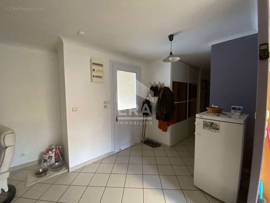 Maison à SAINT-CLAIR-DE-LA-TOUR