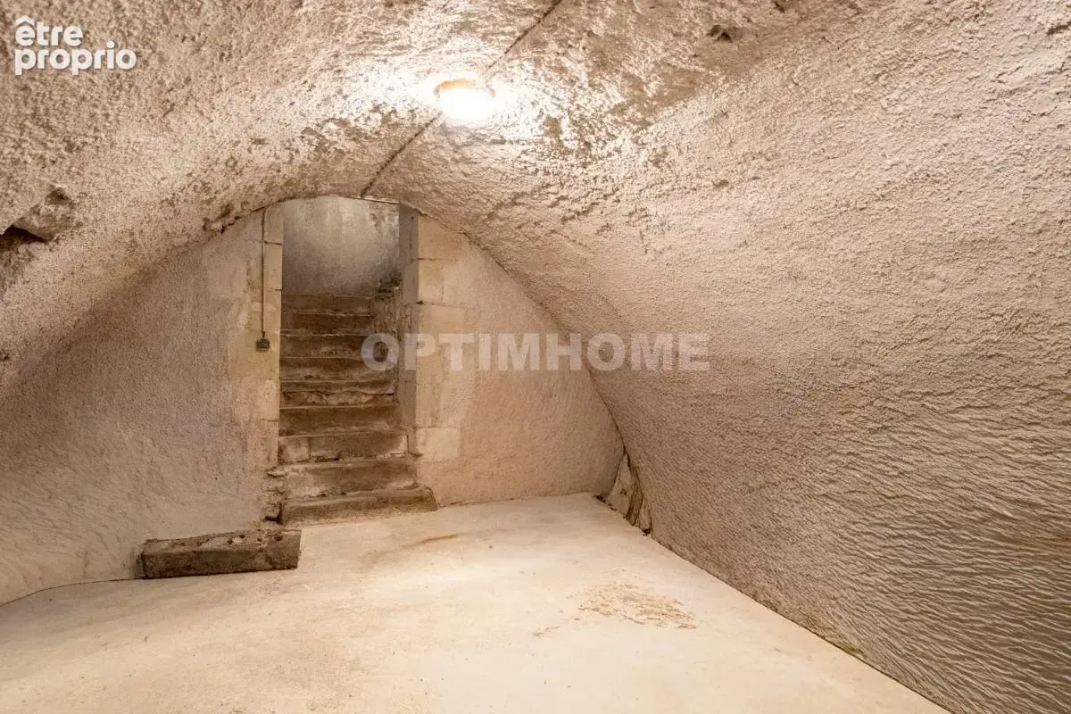 Grande maison de ville avec cour à Thouars (79) - photo 10