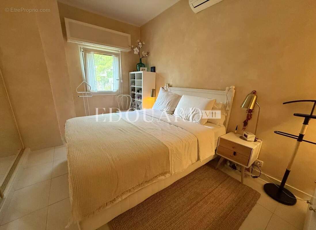 Appartement à EZE