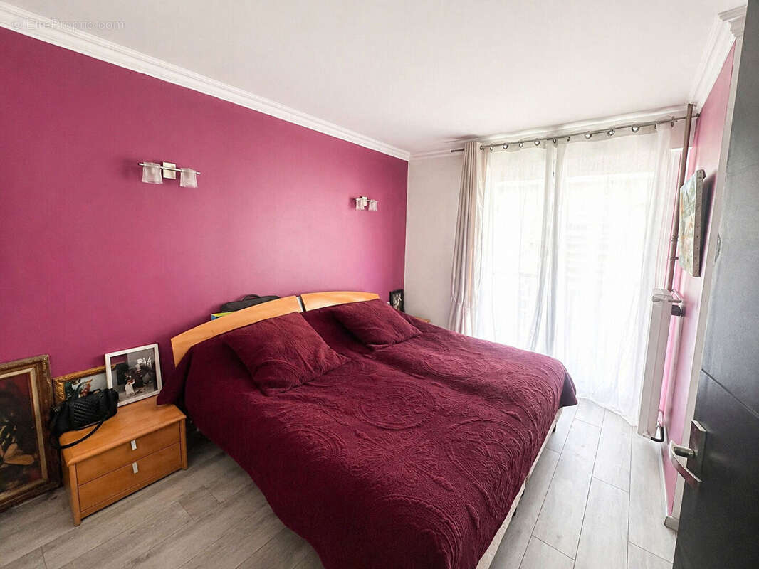Appartement à PARIS-19E