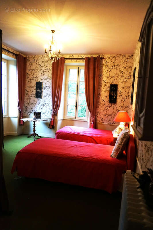 Maison à POUZAUGES