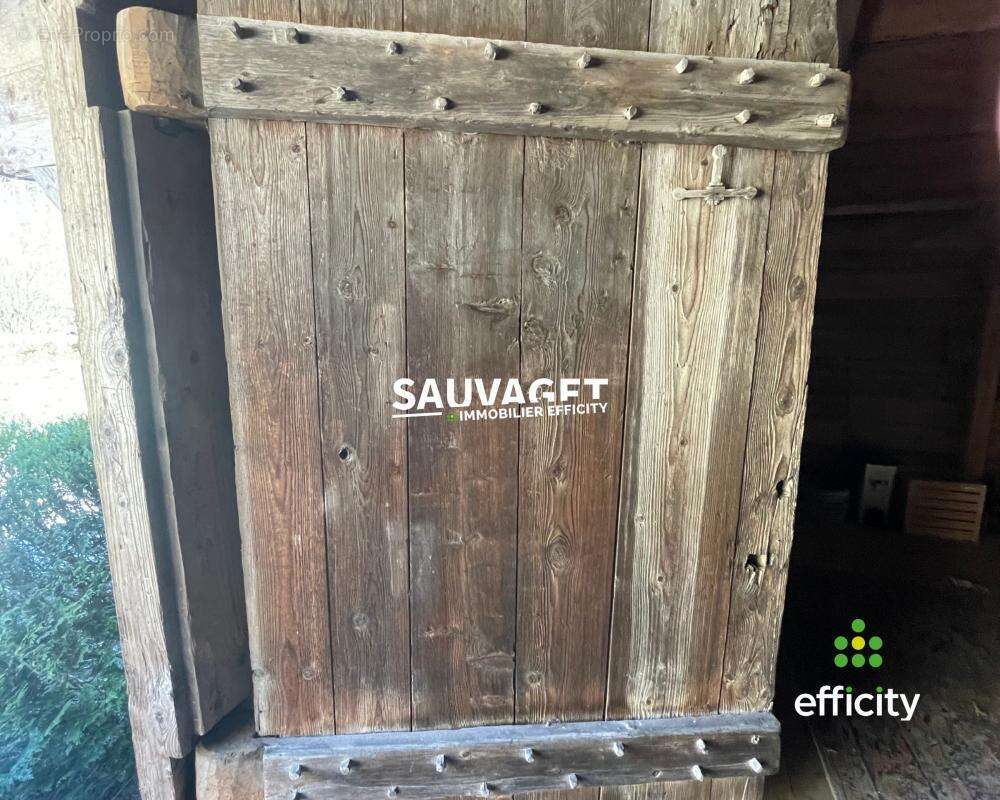 Maison à LE PETIT-BORNAND-LES-GLIERES