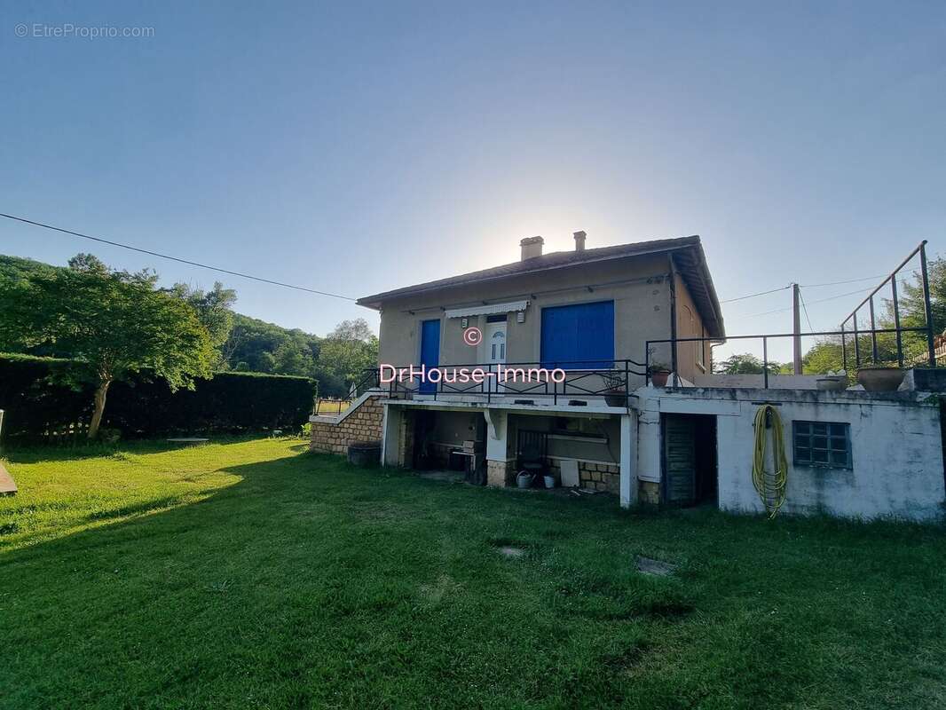 Maison à BAYAC