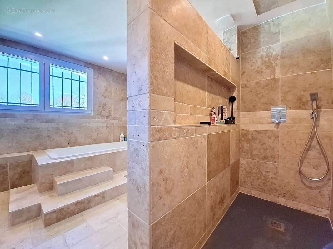 Maison 221 m² à Barzun  - photo 12
