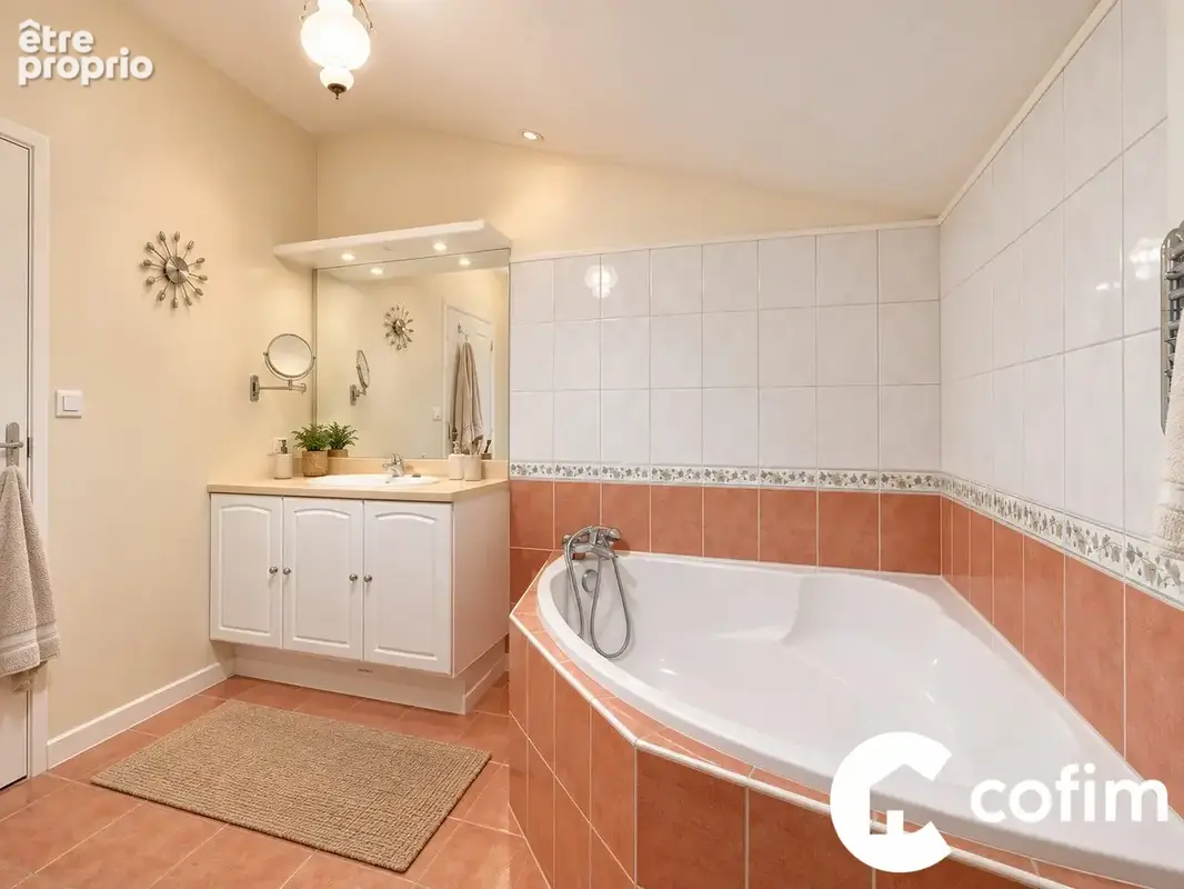 Appartement 5 pièces 105 m² à vendre à Tarbes (65000) - photo 3
