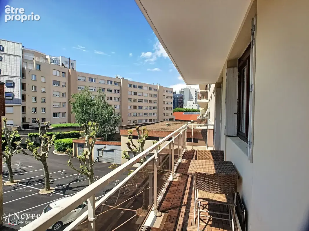 Appartement à SAINT-ETIENNE