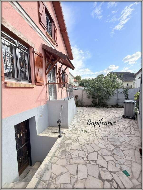 Maison à AULNAY-SOUS-BOIS