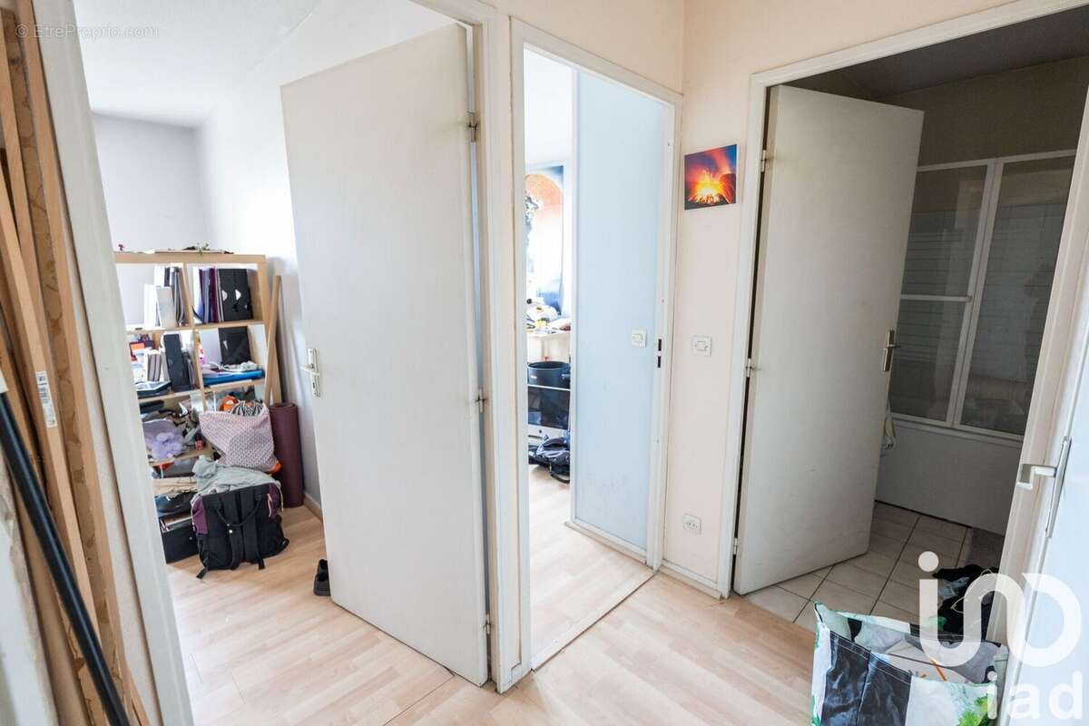 Photo 9 - Appartement à LYON-8E