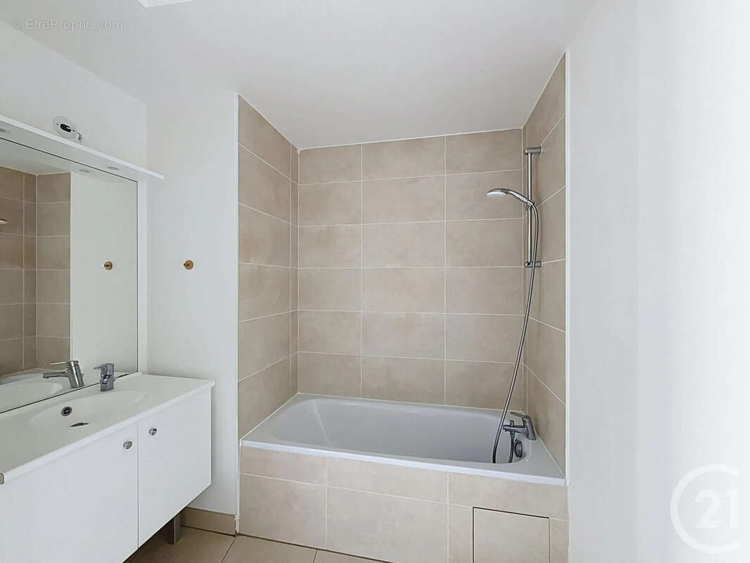 Appartement à FONTAINEBLEAU