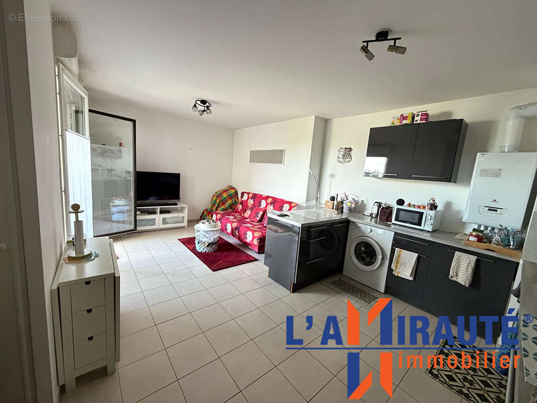 Appartement à SARTROUVILLE
