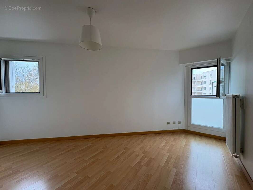 Appartement à PLAISIR