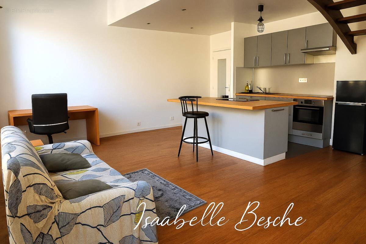 Appartement à BORDEAUX